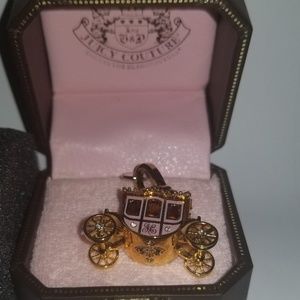 Juicy couture Princess Carriage charm